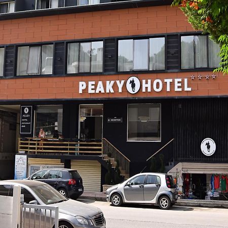 Peaky Hotel Дуррес Екстер'єр фото