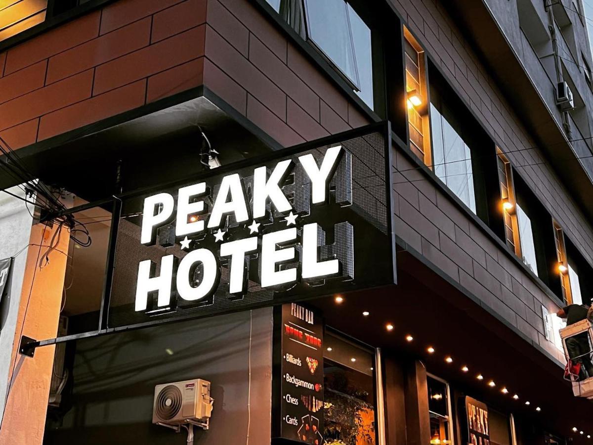 Peaky Hotel Дуррес Екстер'єр фото