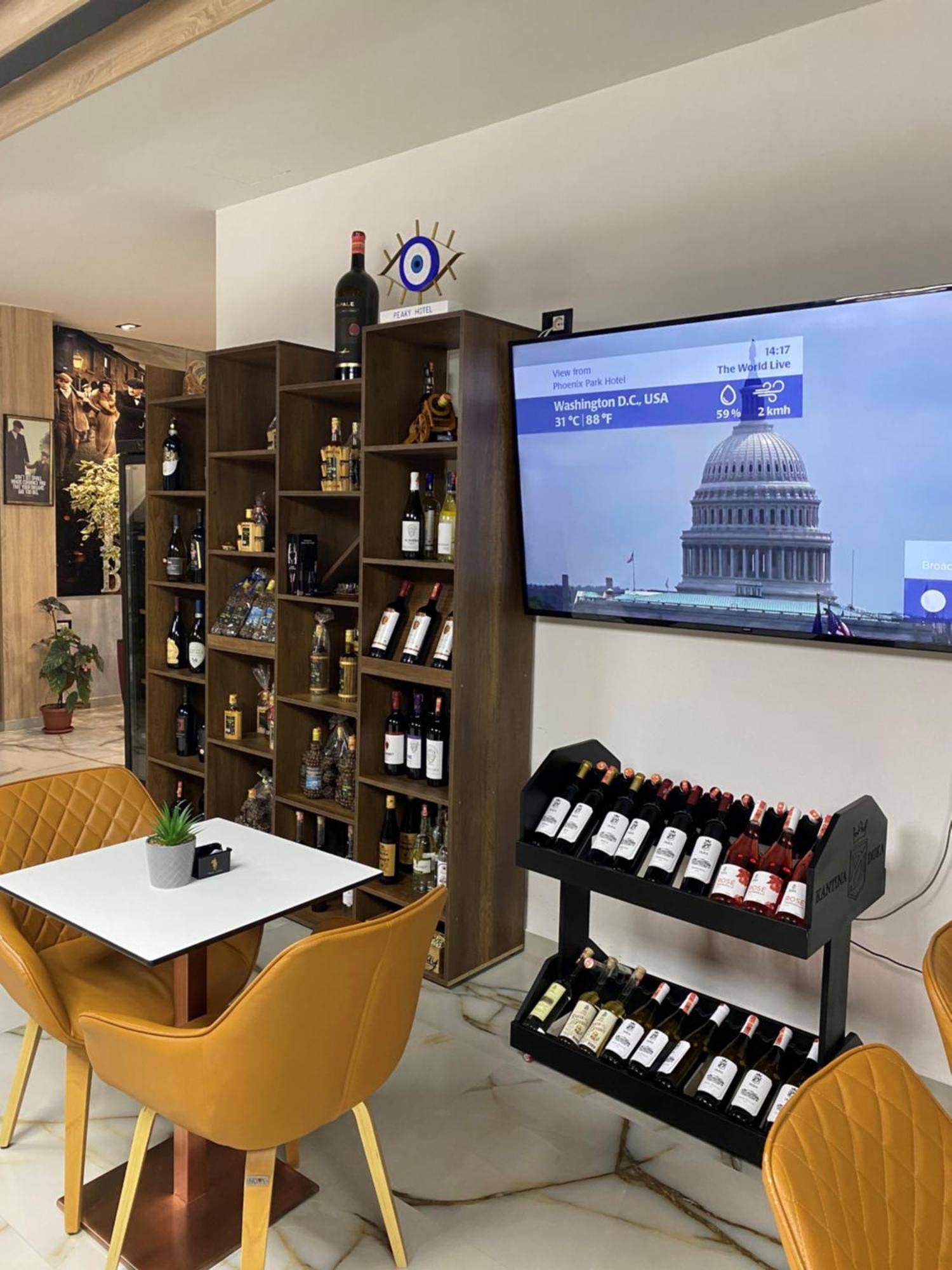 Peaky Hotel Дуррес Екстер'єр фото