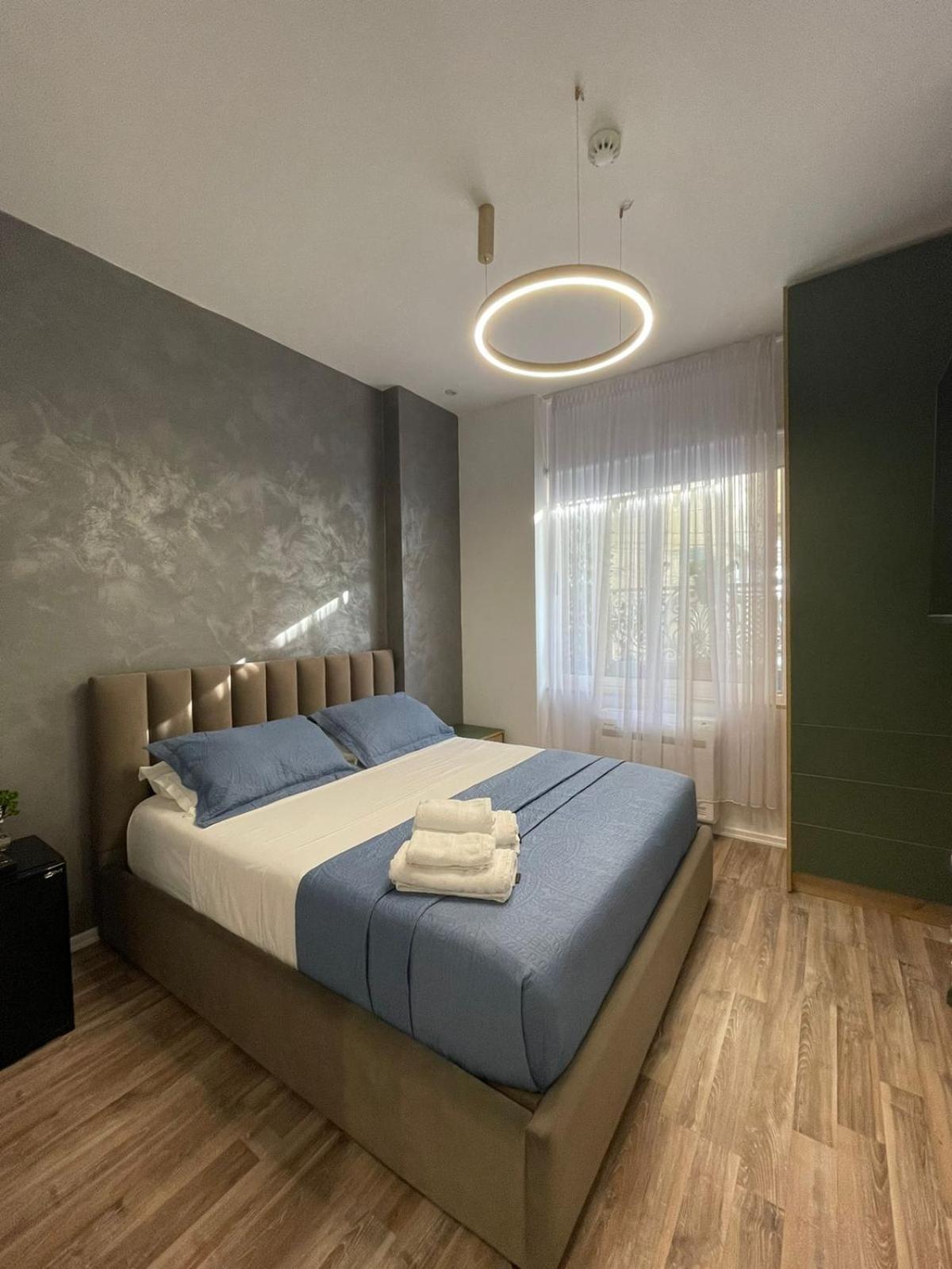 Peaky Hotel Дуррес Екстер'єр фото