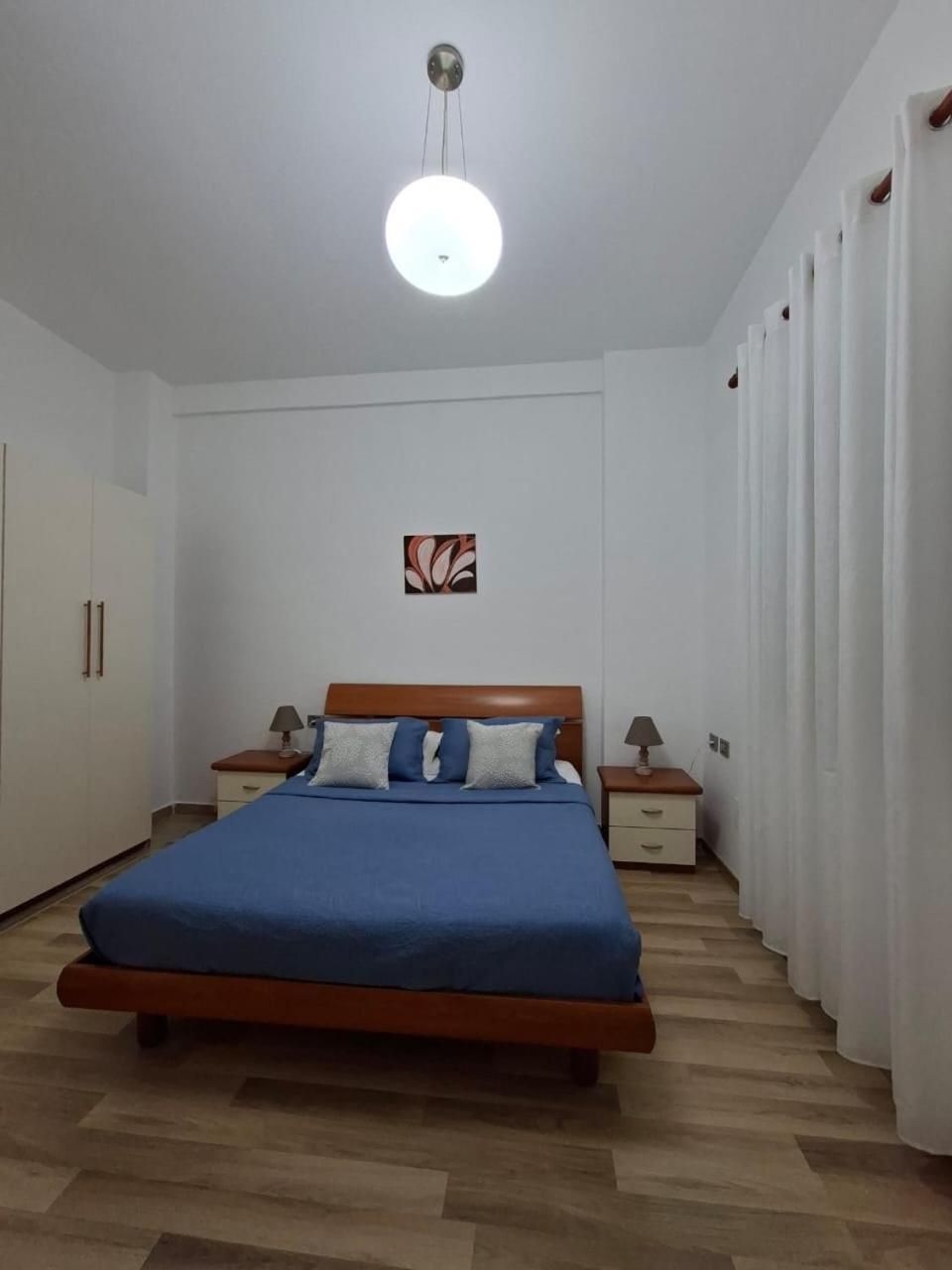 Peaky Hotel Дуррес Екстер'єр фото